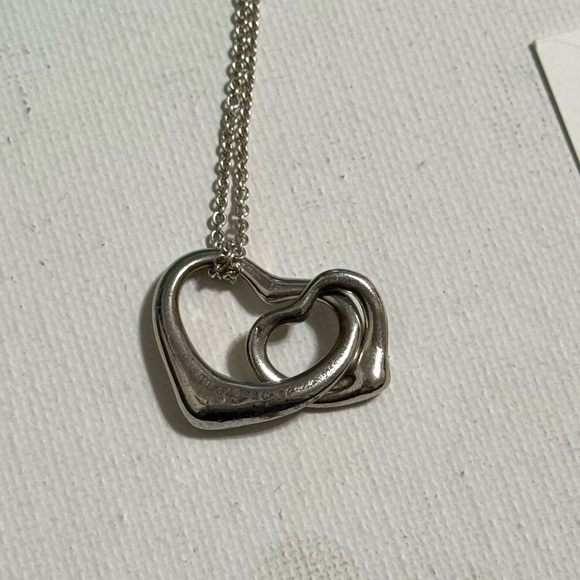 Tiffany & Co.Sterling Silver 925 Double Heart Necklace 16’ Elsa Peretti w/box - Picture 8 of 17